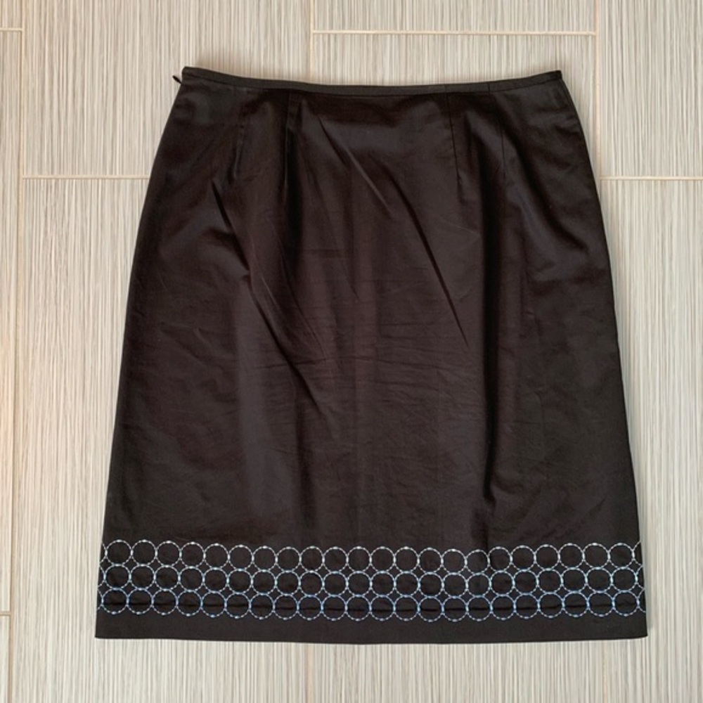 Ann Taylor cotton blend skirt with ombré circles